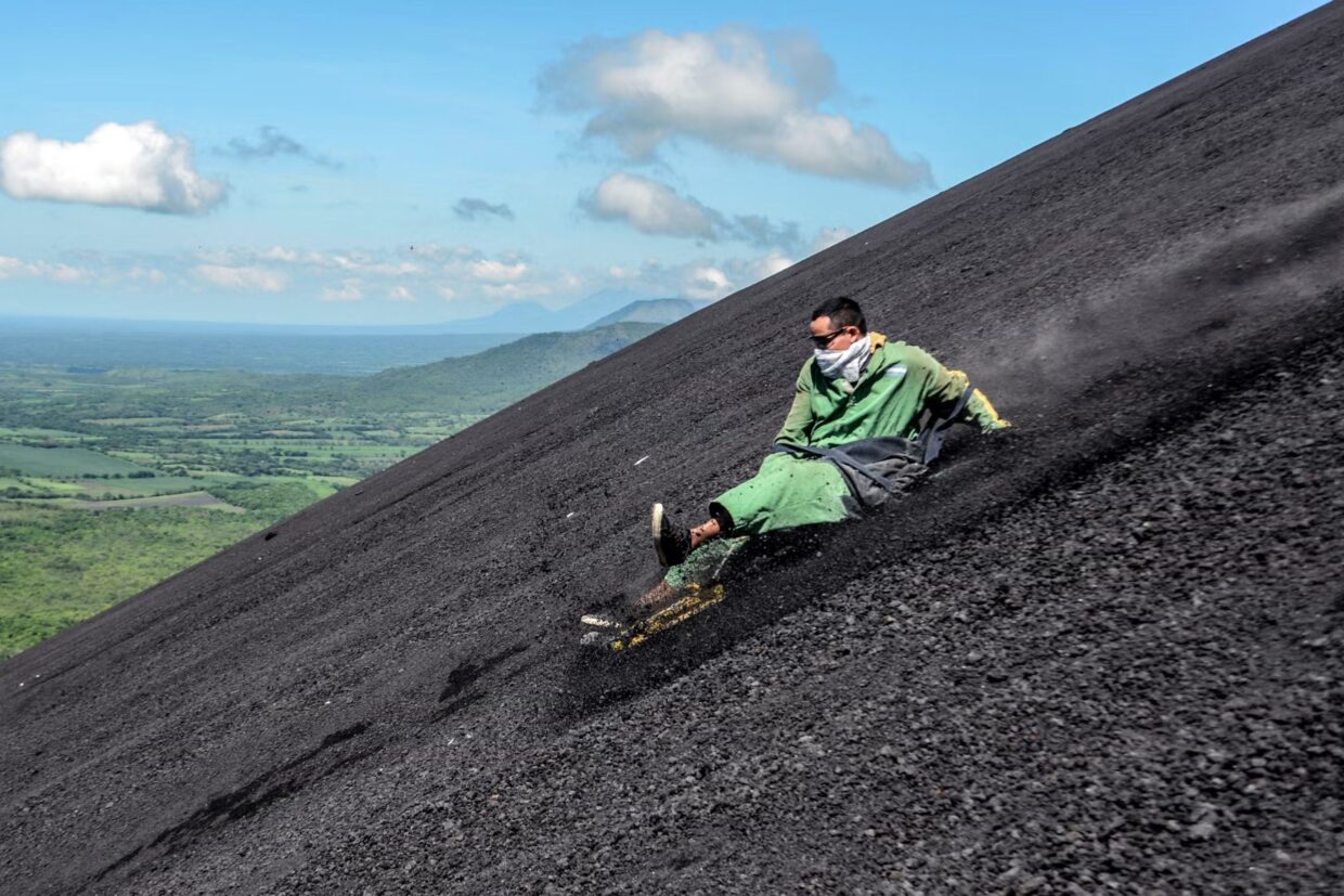 Volcano boarding, Cerro Negro, Nicaragua