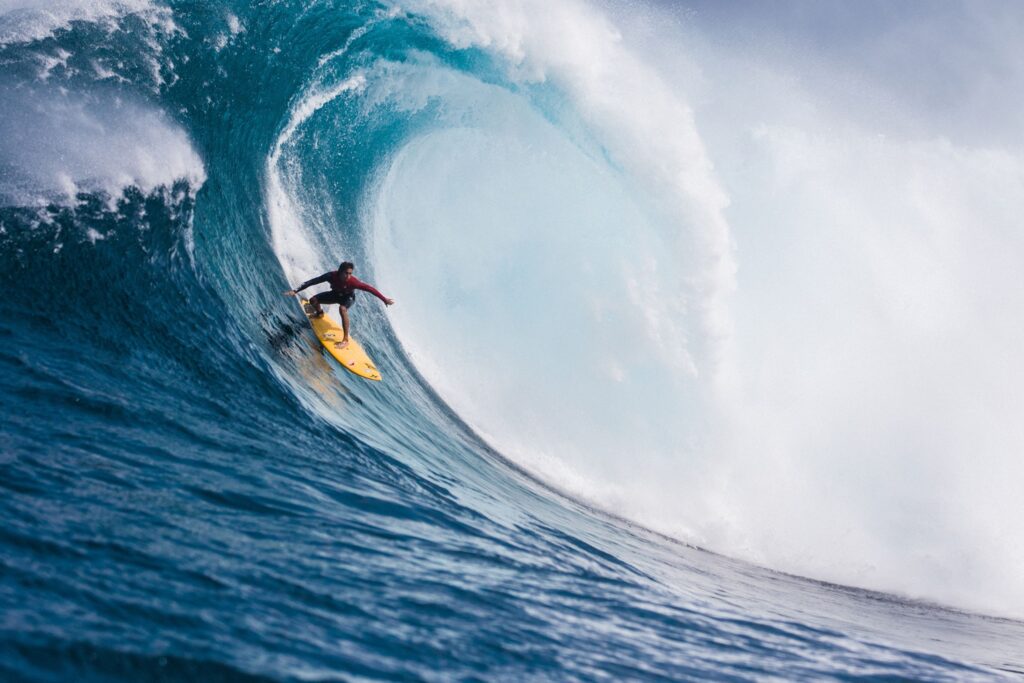 Tow-in surfing, Pe'ahi